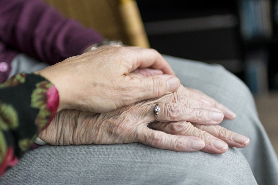 9 consejos para brindar una mejor atención a su ser querido con demencia